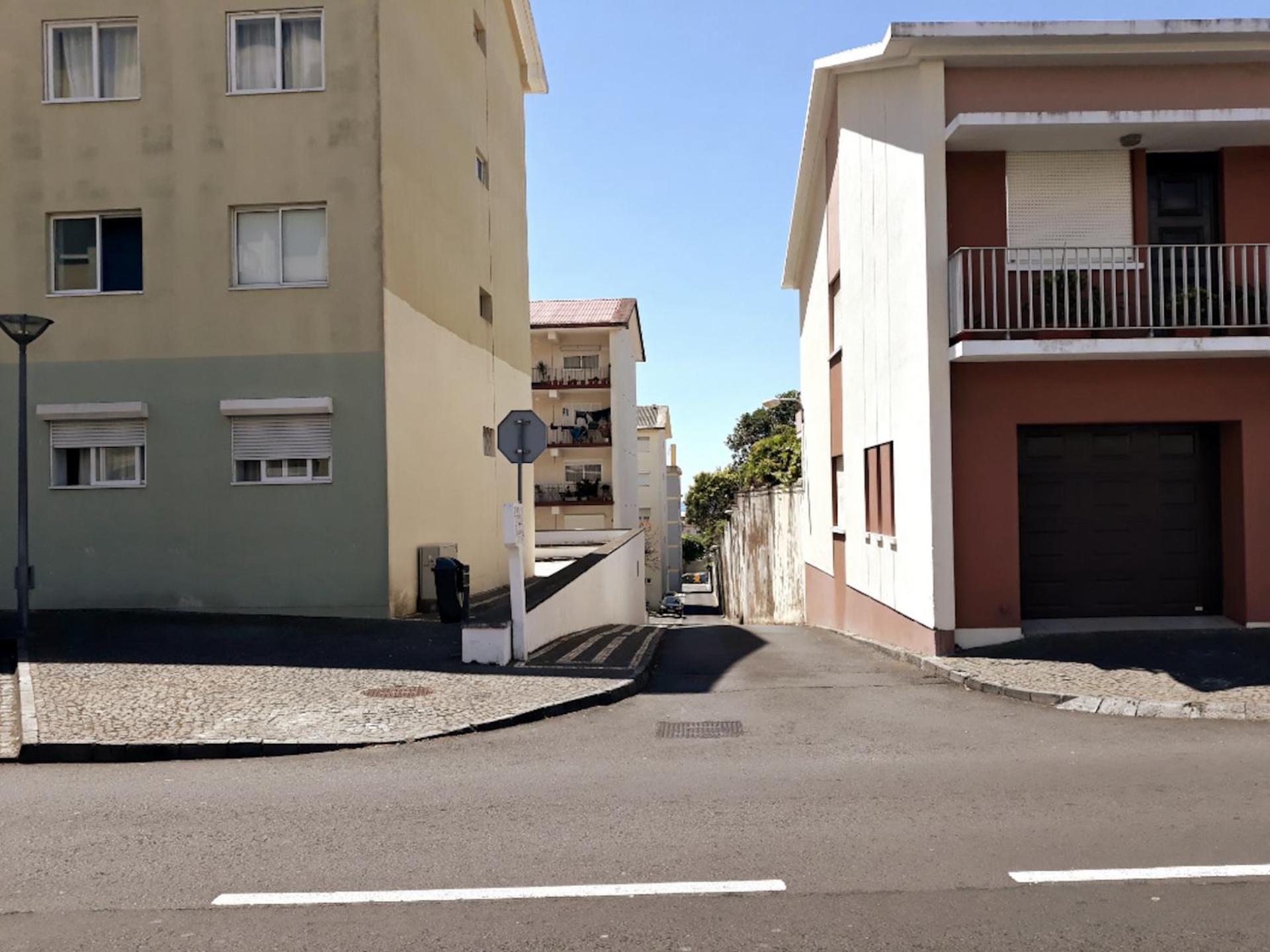 Apartmentfour Πόντα Ντελγκάντα Εξωτερικό φωτογραφία